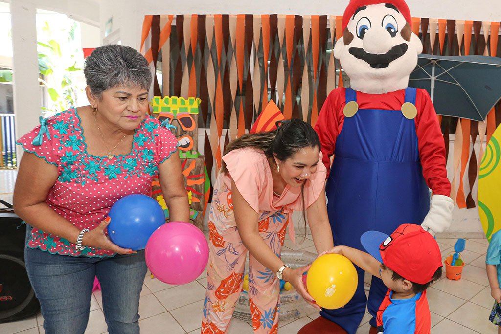 Diversión, juegos y sonrisas en el Día de la Niña y el Niño en los CAI del ISSTEY