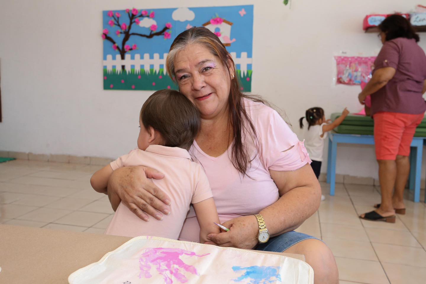 Día de la Madre en los CAI del ISSTEY: Un homenaje lleno de alegría y creatividad.