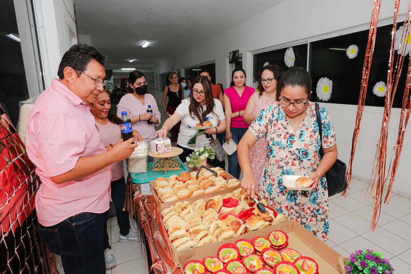 ¡El Día de la Madre se llenó de alegría y música en el CAEE!