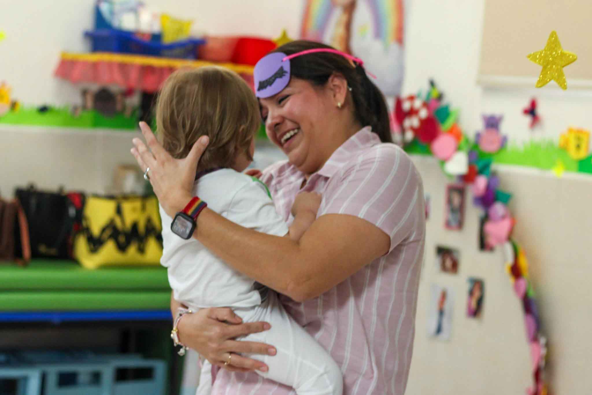 Homenaje a las mamás de los Centros de Atención Infantil