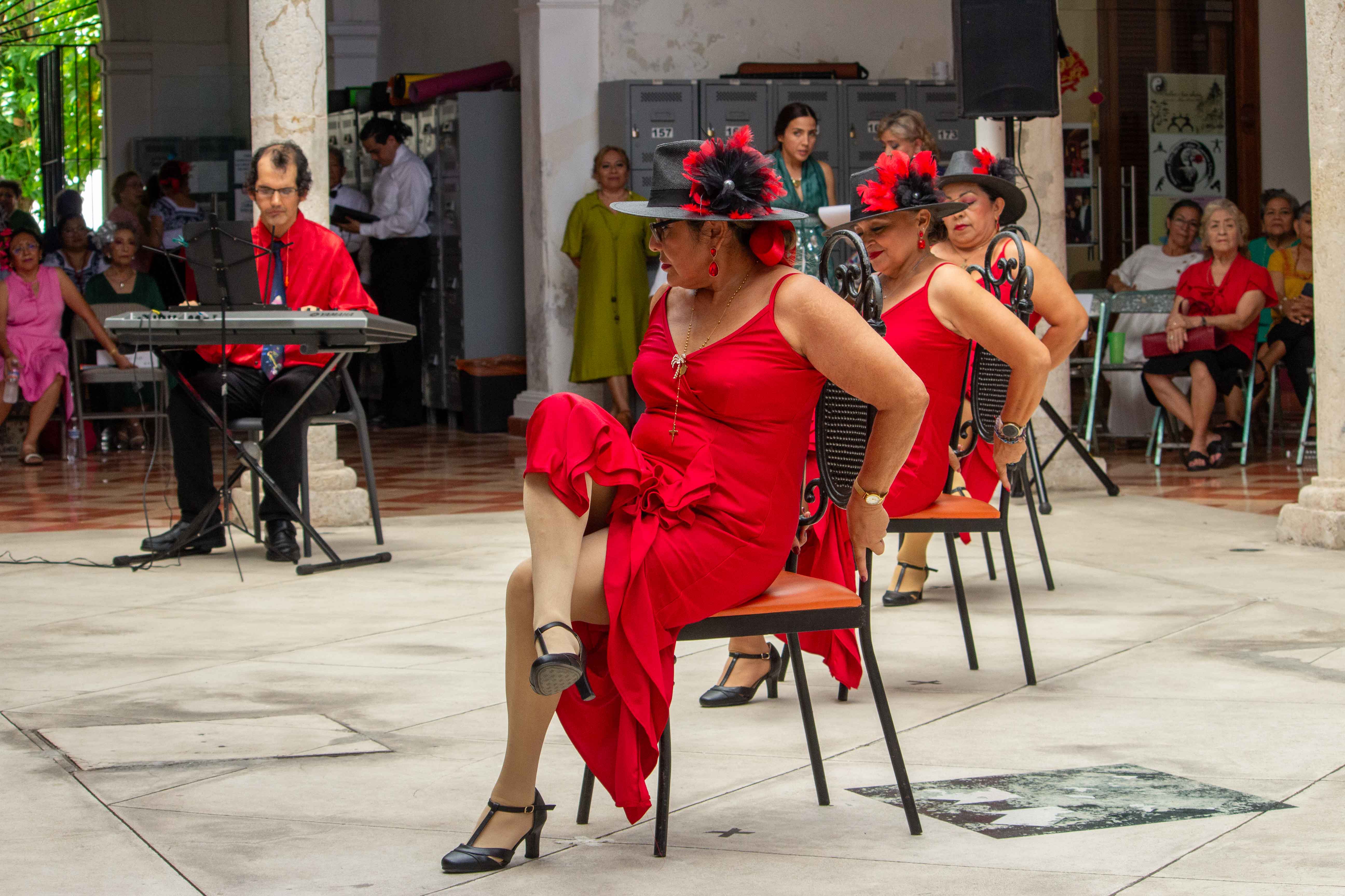 Entre arte, música y dedicación: Clausura artística